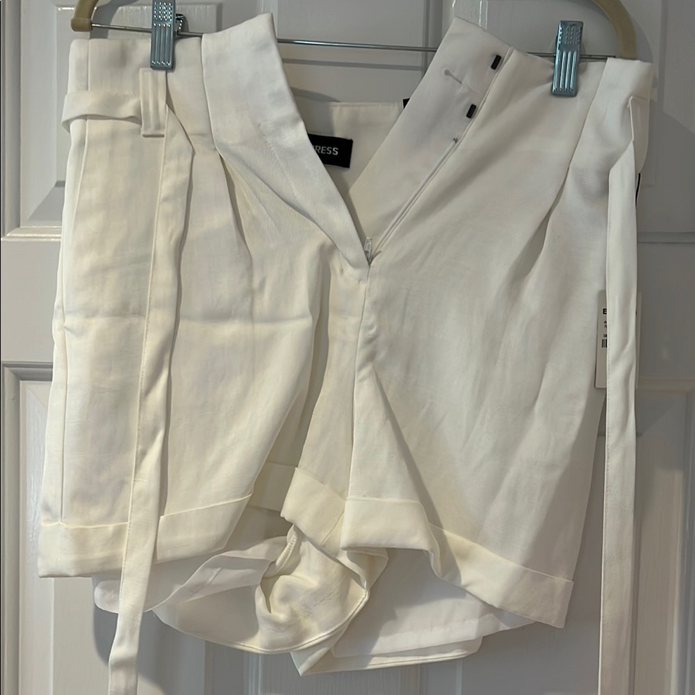 White Women's Shorts high waist